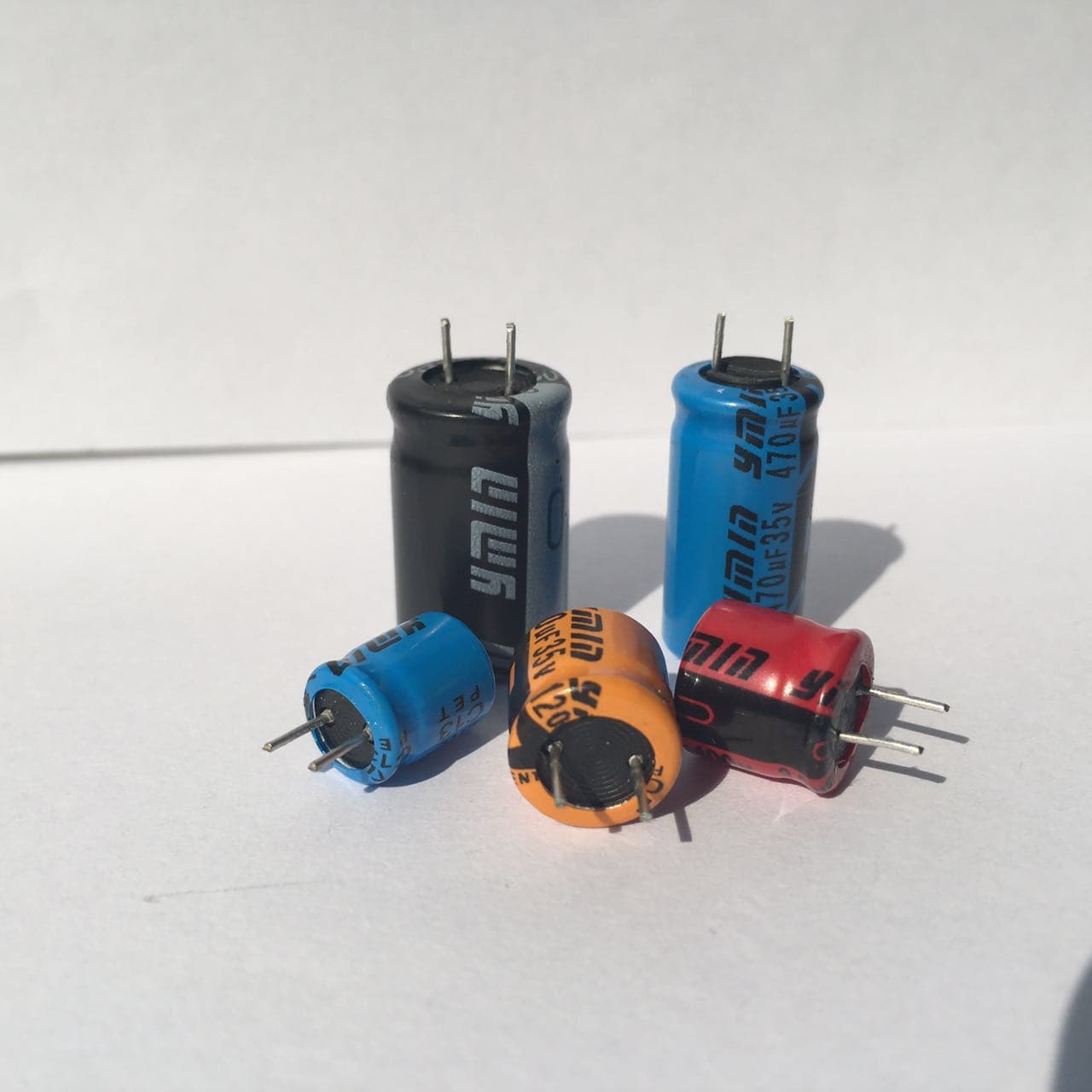 Radial aluminum electrolytic Capacitor for small LED driver